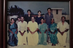 குடும்பத்தாருடன்-2